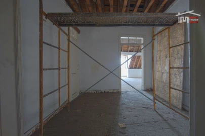 Apartamento T5 para Venda em Alcantara