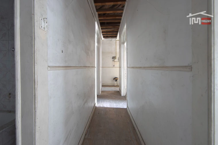 Apartamento T5 para Venda em Alcantara Foto 22