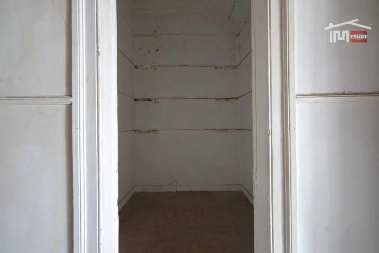 Apartamento T5 para Venda em Alcantara Foto 29