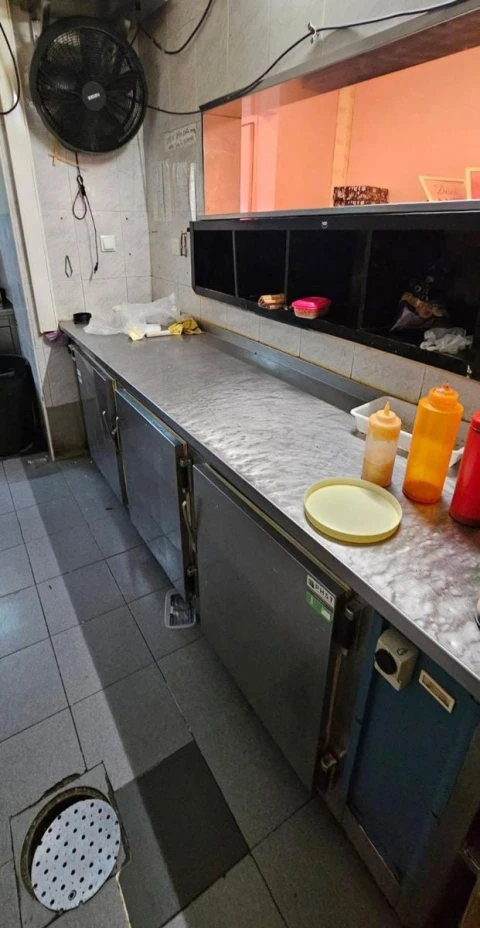 Negócio para Arrendamento em Falagueira-Venda Nova