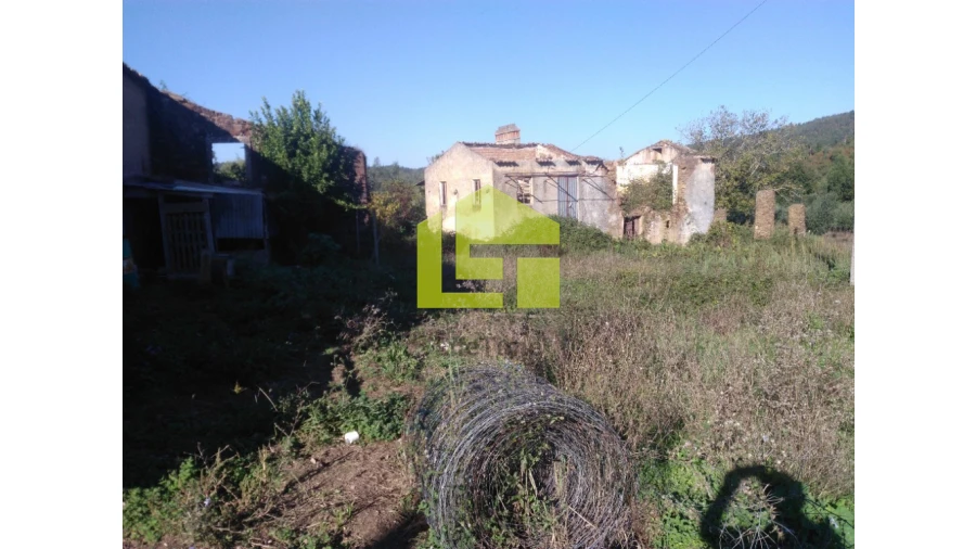 Terreno para Venda em Podentes Foto 1