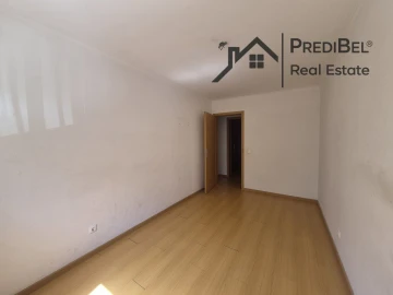 Apartamento T2 para Venda em Santa Clara