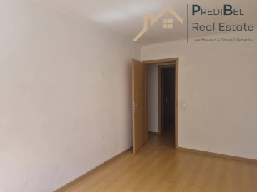 Apartamento T2 para Venda em Santa Clara