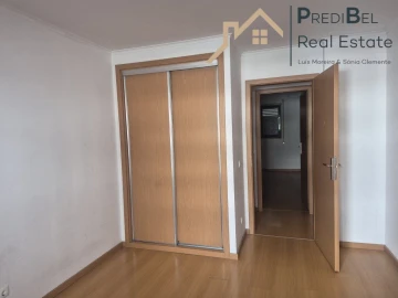 Apartamento T2 para Venda em Santa Clara