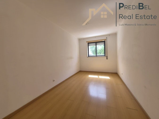 Apartamento T2 para Venda em Santa Clara Foto 9