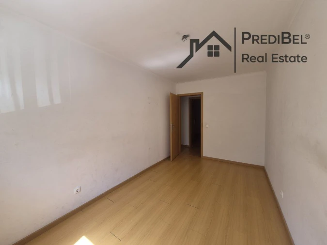 Apartamento T2 para Venda em Santa Clara Foto 8
