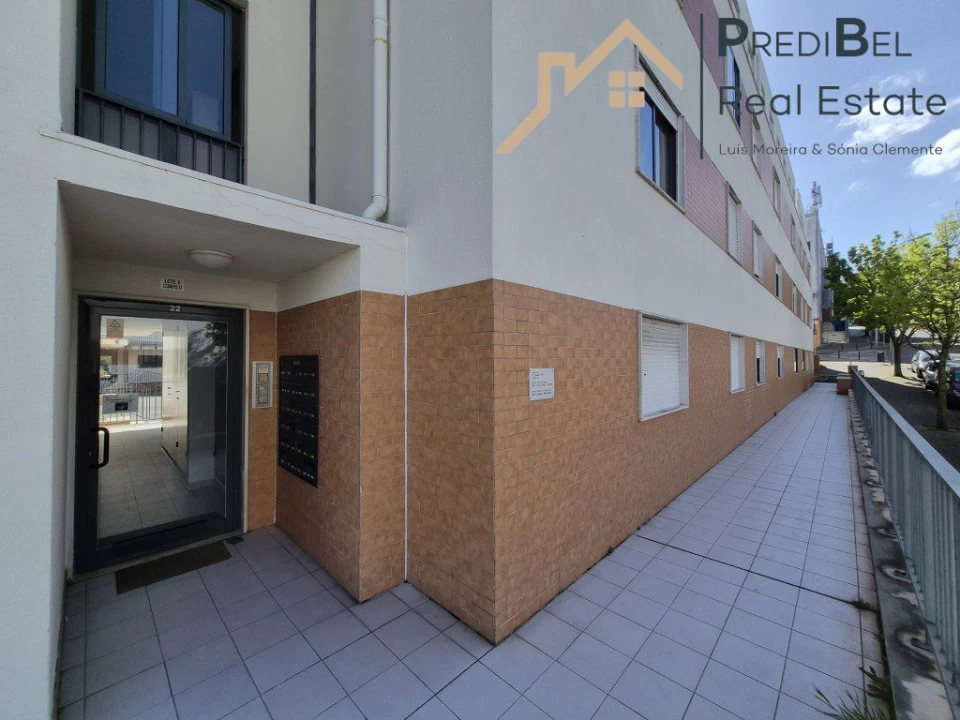 Apartamento T2 para Venda em Santa Clara Foto 19