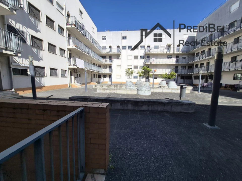 Apartamento T2 para Venda em Santa Clara Foto 14