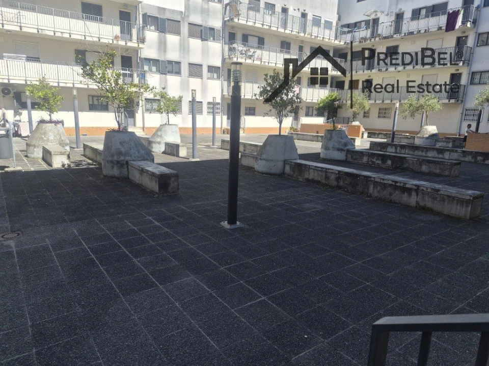 Apartamento T2 para Venda em Santa Clara Foto 16