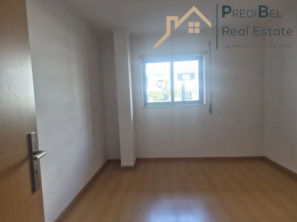 Apartamento T2 para Venda em Santa Clara Foto 5