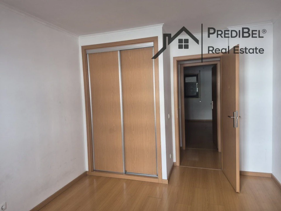 Apartamento T2 para Venda em Santa Clara Foto 6