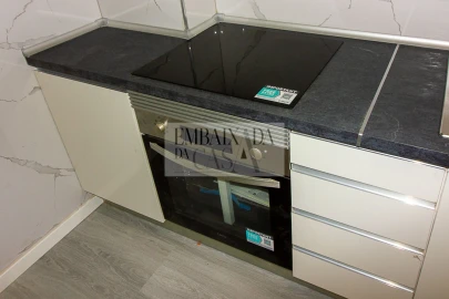 Apartamento T3 para Venda em Laranjeiro e Feijó
