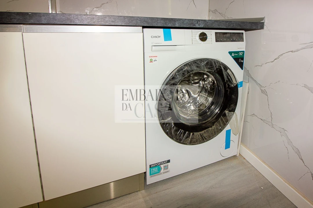 Apartamento T3 para Venda em Laranjeiro e Feijó Foto 16