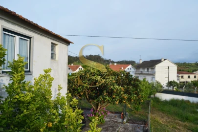 Moradia T3 para Venda em Atouguia