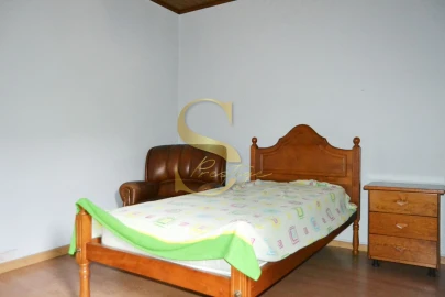 Moradia T3 para Venda em Atouguia