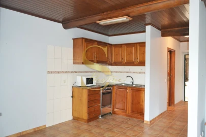 Moradia T3 para Venda em Atouguia