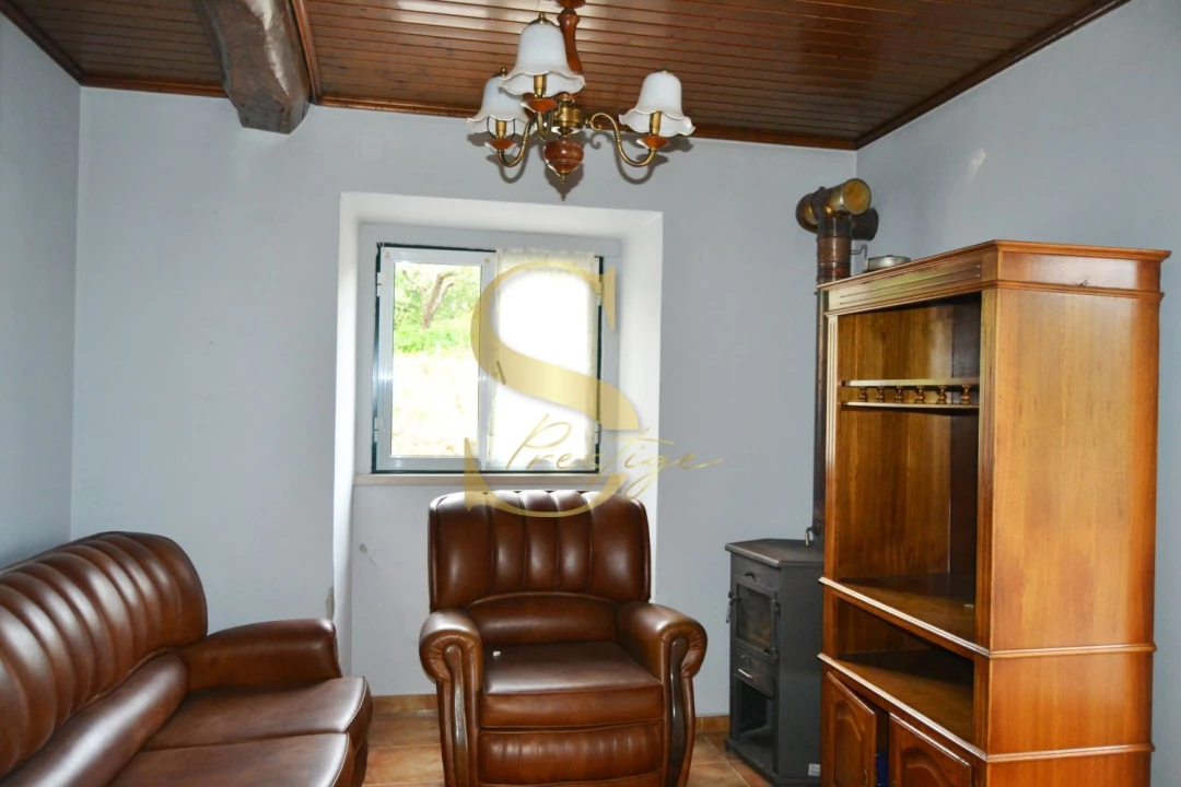 Moradia T3 para Venda em Atouguia Foto 4