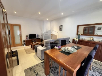 Apartamento T3 para Venda em Campos e Vila Meã