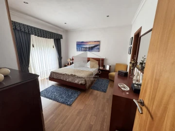 Apartamento T3 para Venda em Campos e Vila Meã