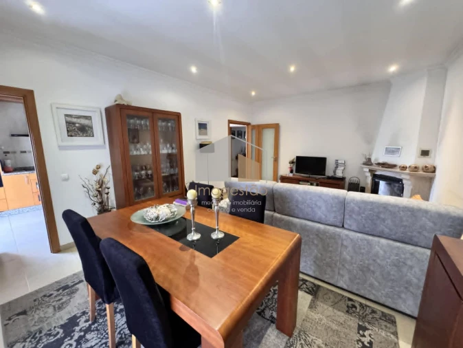 Apartamento T3 para Venda em Campos e Vila Meã Foto 17