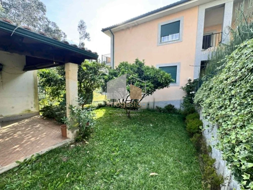 Apartamento T3 para Venda em Campos e Vila Meã Foto 1