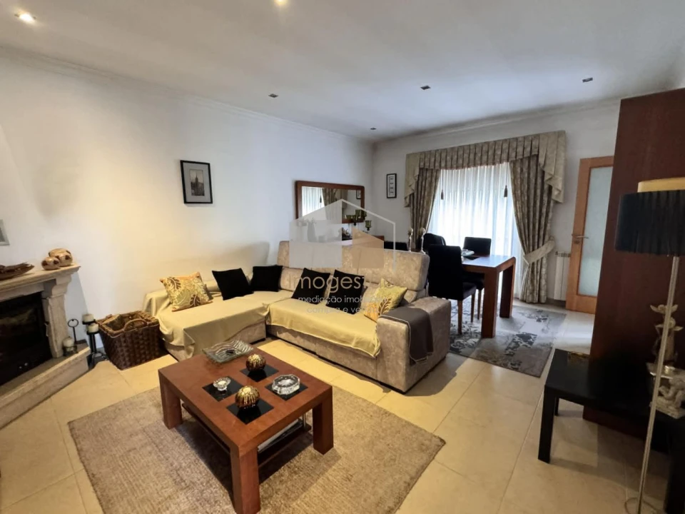 Apartamento T3 para Venda em Campos e Vila Meã Foto 18