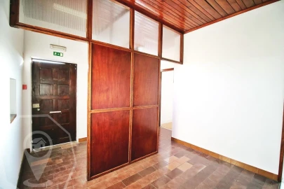 Loja para Arrendamento em Trofa, Segadães e Lamas do Vouga