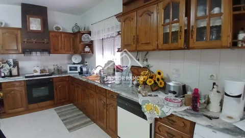 Moradia T4 para Venda em Alcains