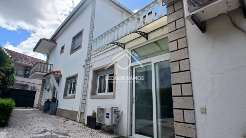 Moradia T4 para Venda em Alcains