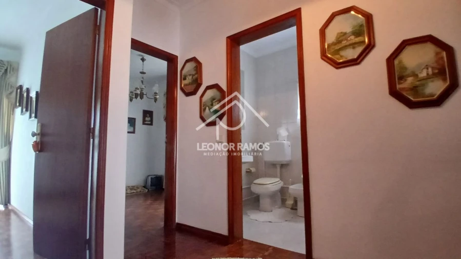 Moradia T4 para Venda em Alcains Foto 39