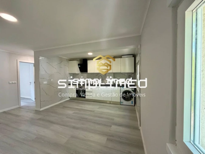 Apartamento T3 para Venda em Laranjeiro e Feijó Foto 4