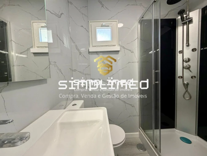 Apartamento T3 para Venda em Laranjeiro e Feijó Foto 18
