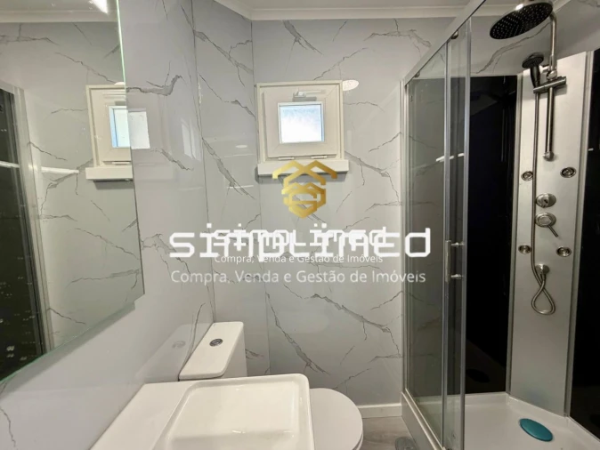Apartamento T3 para Venda em Laranjeiro e Feijó Foto 17