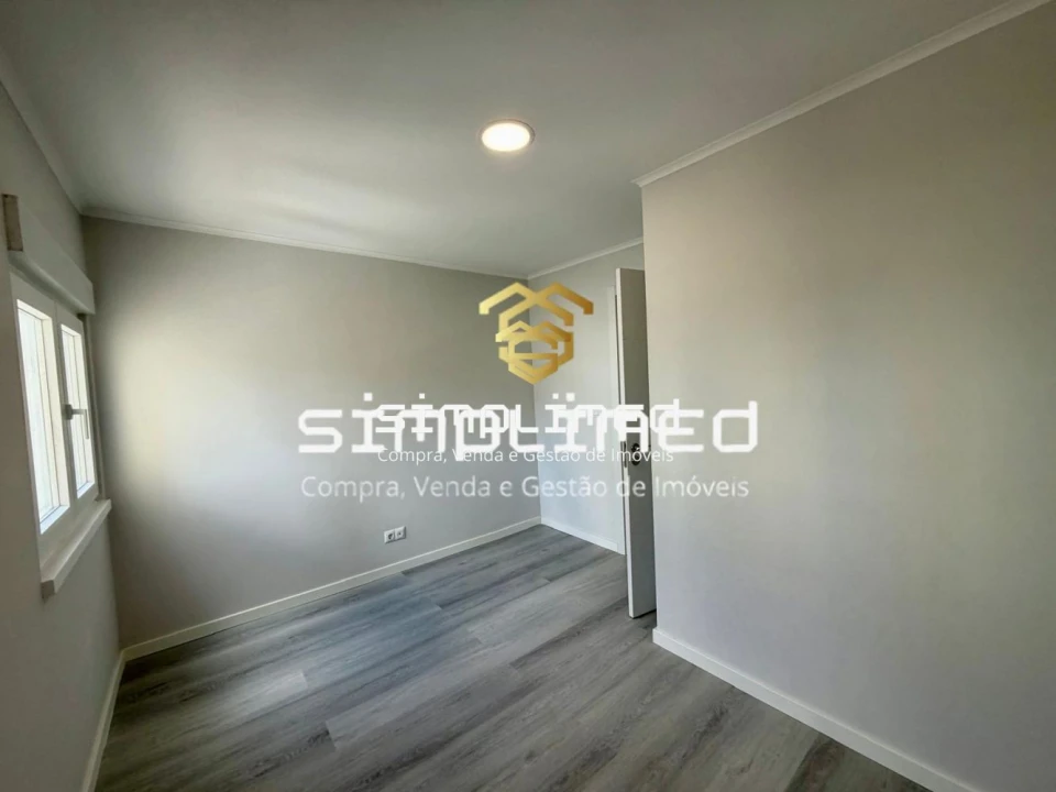 Apartamento T3 para Venda em Laranjeiro e Feijó Foto 10