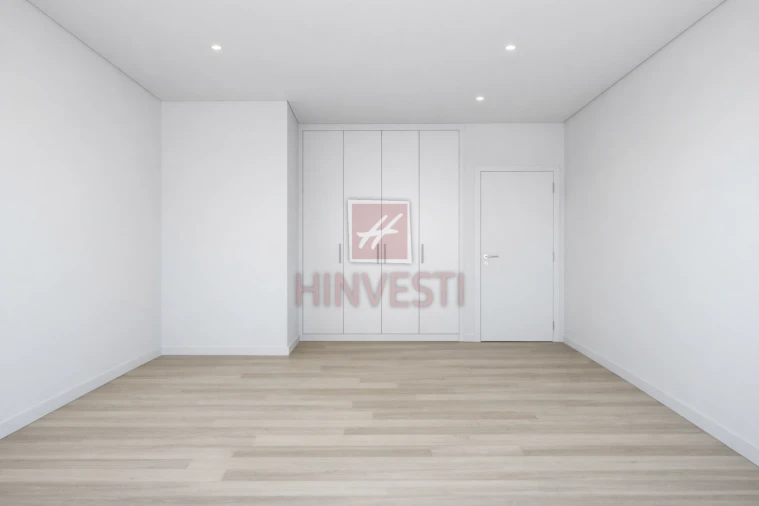 Apartamento T2 para Venda em Coimbrão Foto 10