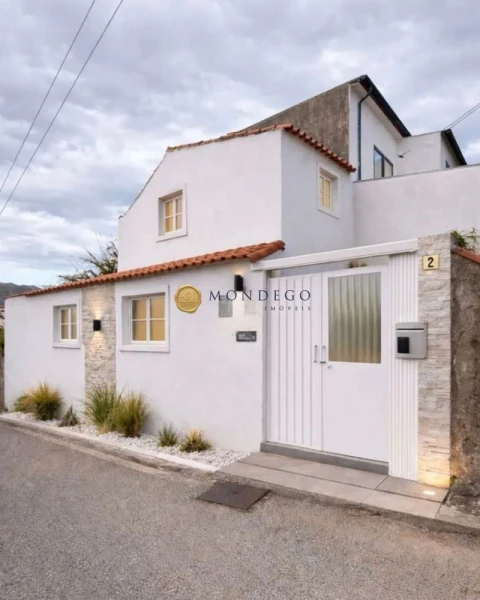 Moradia T2 para Venda em Brasfemes