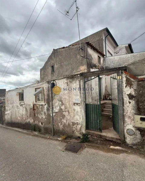 Moradia T2 para Venda em Brasfemes