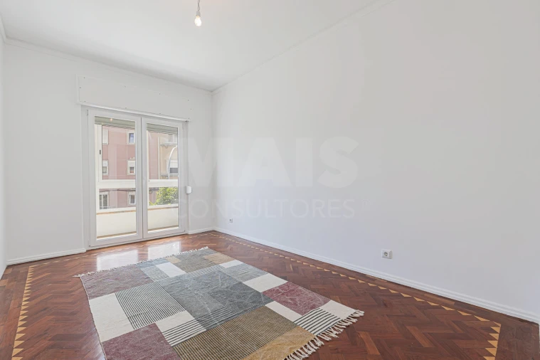Apartamento T3 para Venda em Algés, Linda-A-Velha e Cruz Quebrada-Dafundo Foto 5
