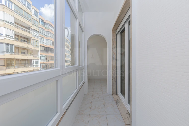 Apartamento T3 para Venda em Algés, Linda-A-Velha e Cruz Quebrada-Dafundo Foto 12
