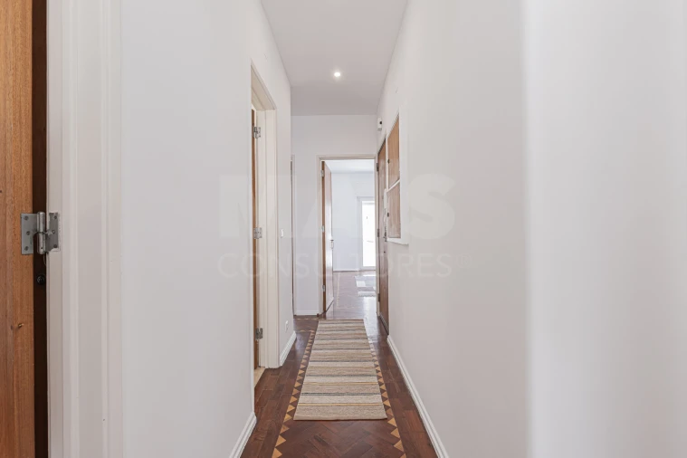 Apartamento T3 para Venda em Algés, Linda-A-Velha e Cruz Quebrada-Dafundo Foto 9
