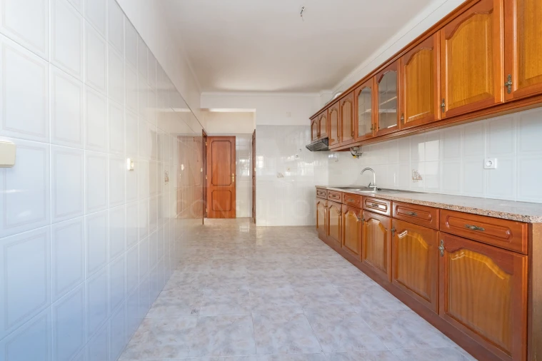 Moradia T4 para Venda em Samora Correia Foto 12