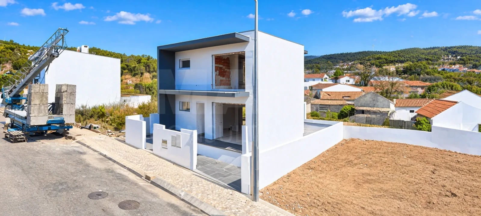 Moradia T2 para Venda em Famalicão Foto 3