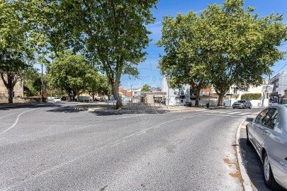 Apartamento T1 para Arrendamento em Queluz e Belas