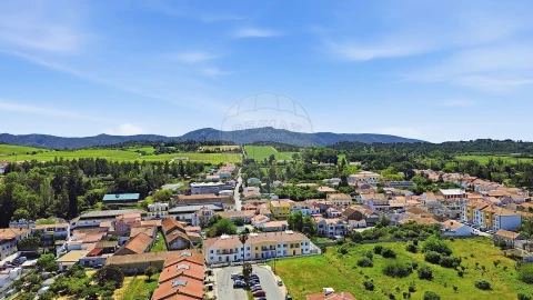 Moradia T4 para Venda em Azeitão (São Lourenço e São Simão)
