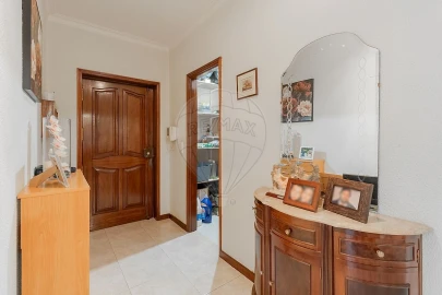 Apartamento T3 para Venda em Mafamude e Vilar do Paraíso