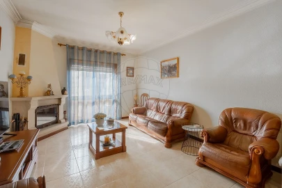 Apartamento T3 para Venda em Mafamude e Vilar do Paraíso
