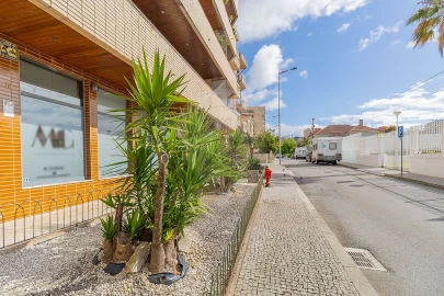 Apartamento T3 para Venda em Mafamude e Vilar do Paraíso