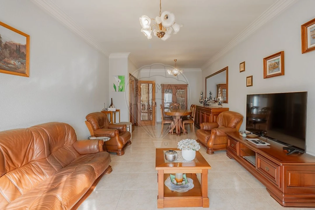 Apartamento T3 para Venda em Mafamude e Vilar do Paraíso Foto 19