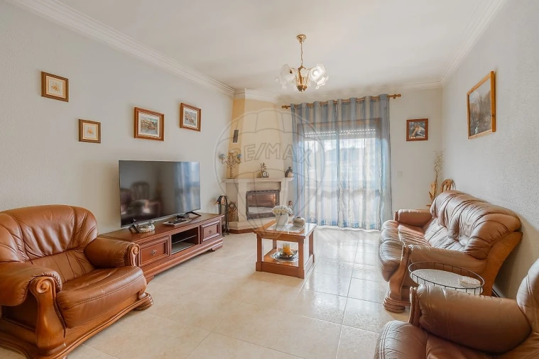 Apartamento T3 para Venda em Mafamude e Vilar do Paraíso Foto 16