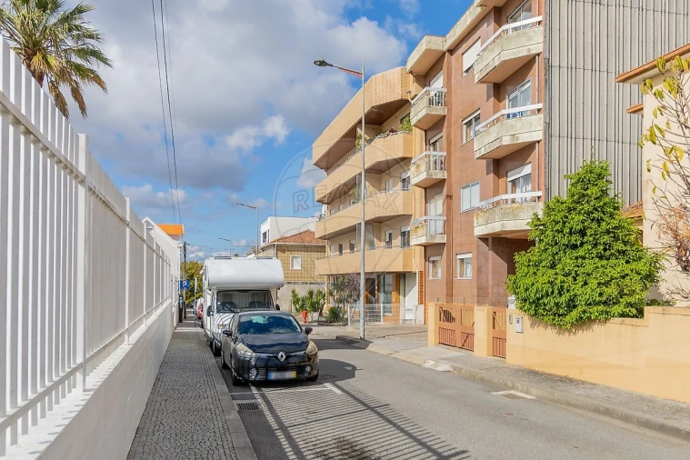 Apartamento T3 para Venda em Mafamude e Vilar do Paraíso Foto 12